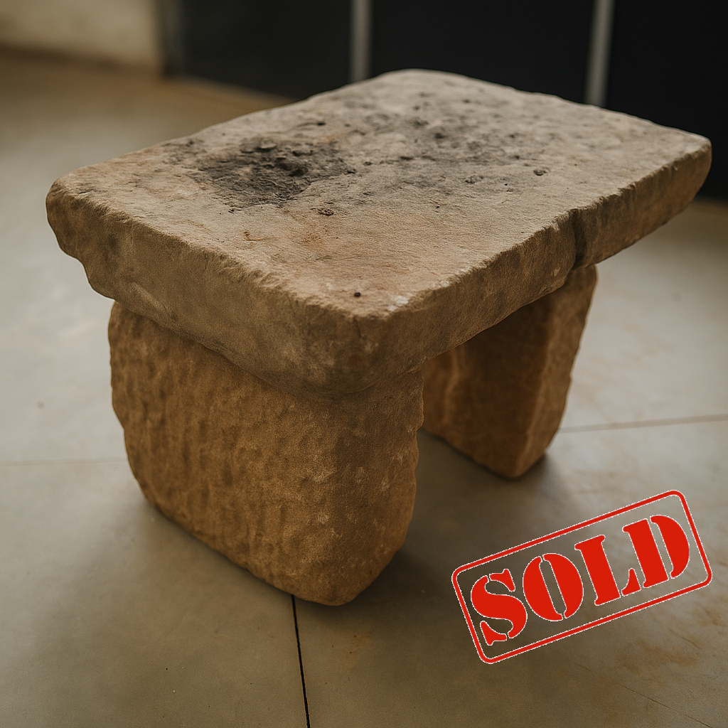 Asador de piedra para jardín