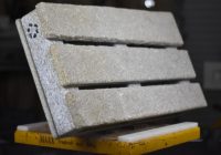 Mesa Palet de piedra del taller PEDRA Stone Design Projects