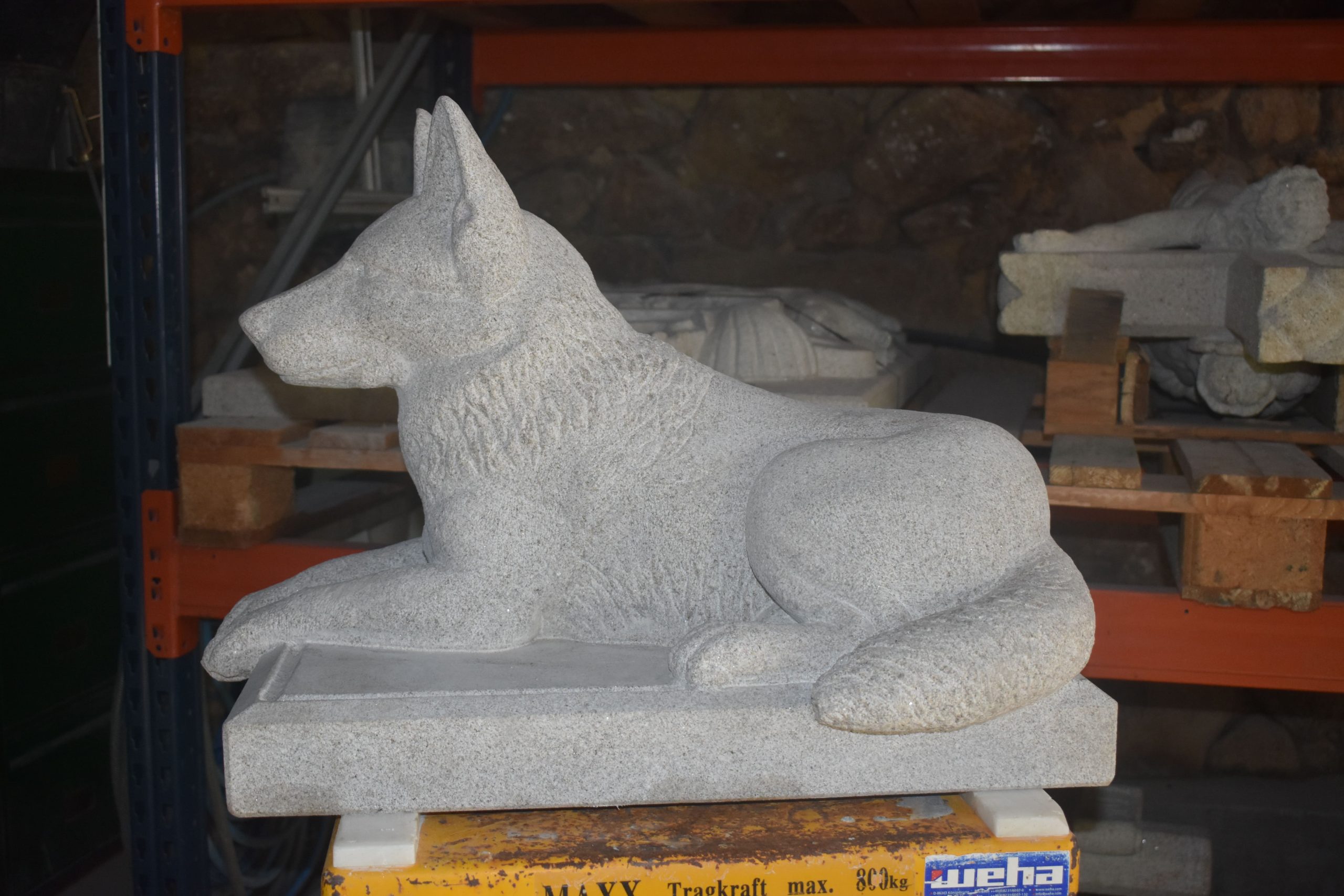 El mejor regalo para perros y sus dueños: así se hace una estatua de pastor alemán